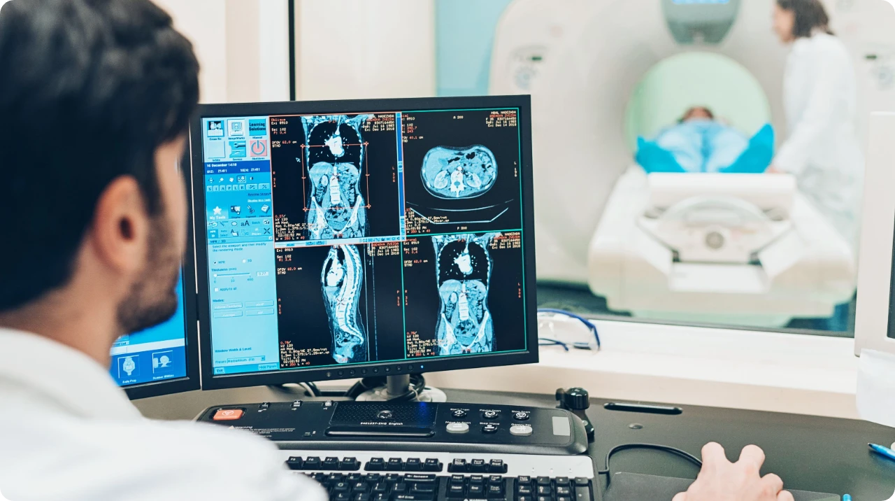 GEEKOM Air12 Lite mini PC for medical clinic